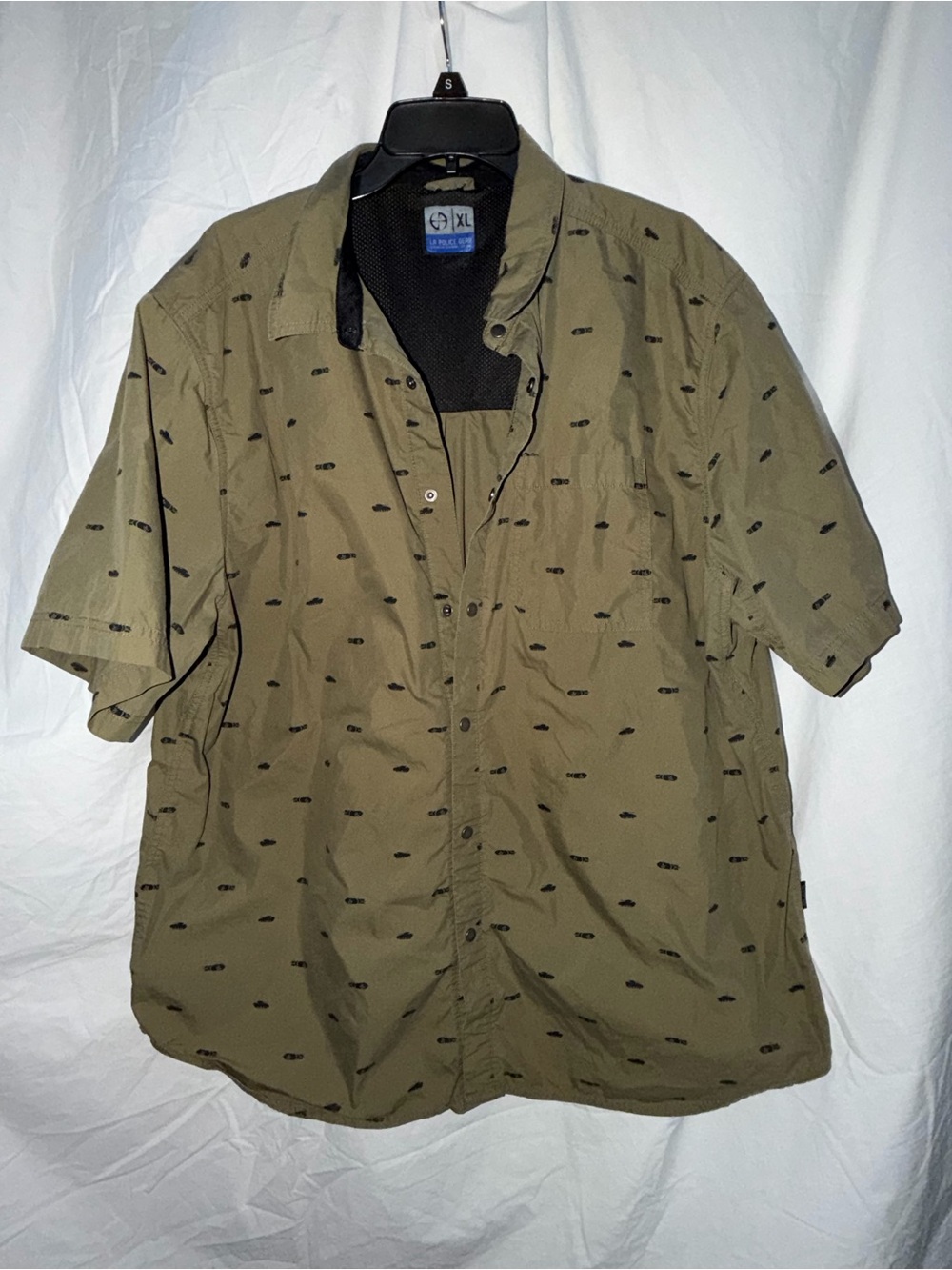 Short-Sleeve Shirt Jacket in Olive with Micro Print - Size XL